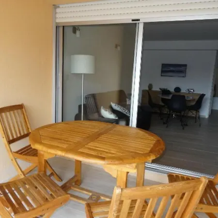 Apartamento Studio Hyeres, 1 Piece, 4 Personnes - Fr-1-335-72 Hyères