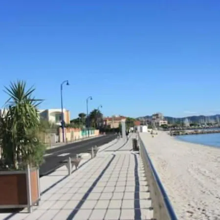 Studio Hyeres, 1 Piece, 4 Personnes - Fr-1-335-72 Apartamento Hyères